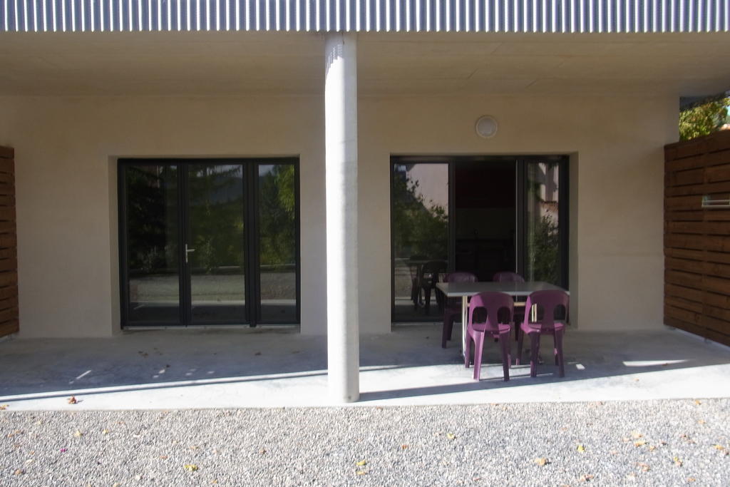 Le 101 Apartment *